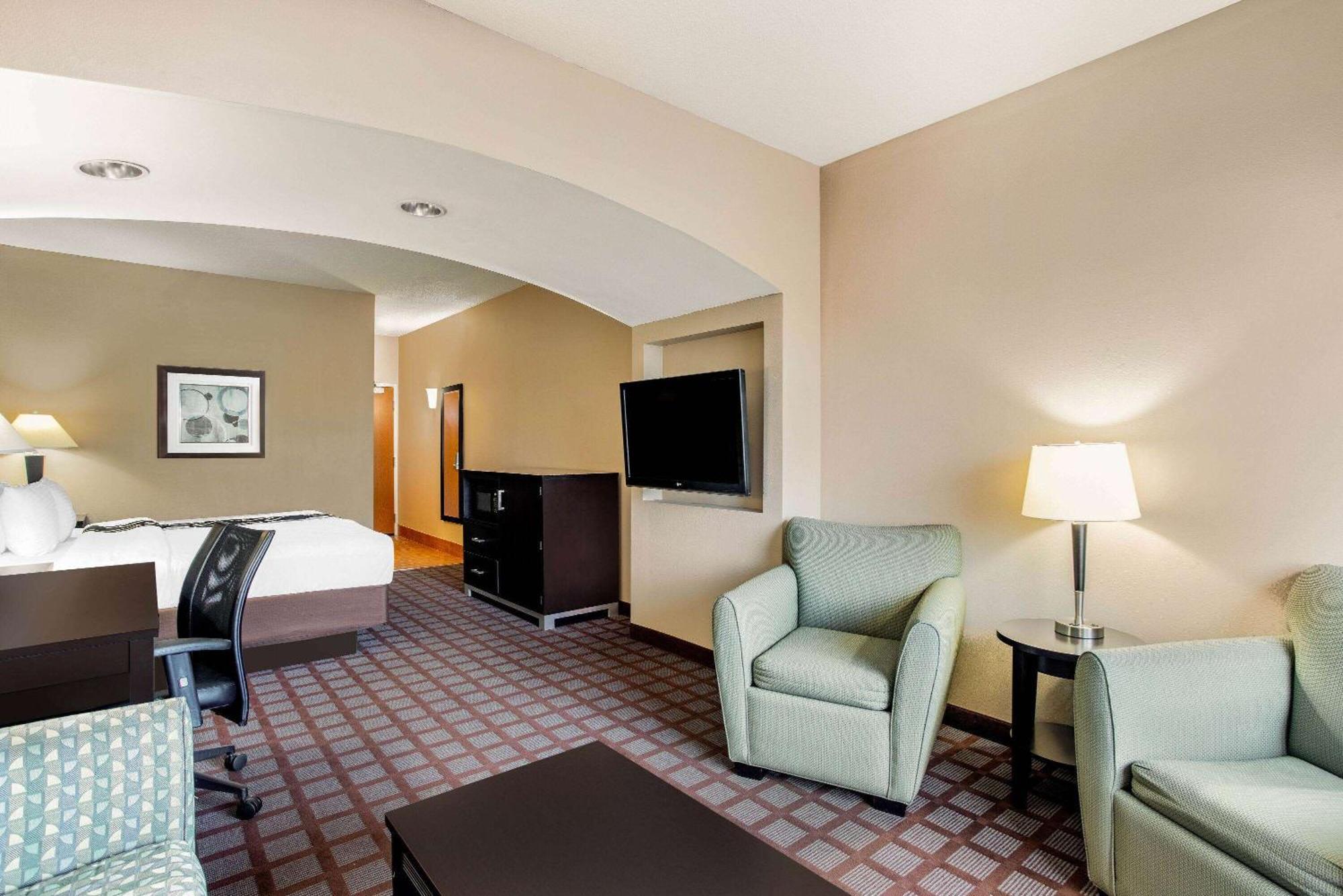 La Quinta By Wyndham Indianapolis Airport Plainfield Hotel Exterior foto