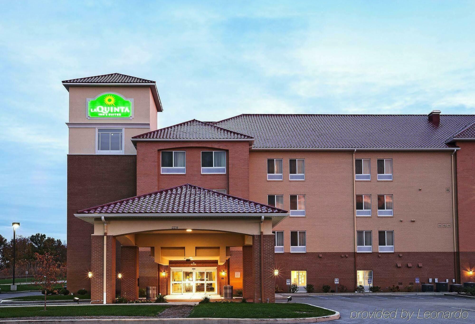 La Quinta By Wyndham Indianapolis Airport Plainfield Hotel Exterior foto
